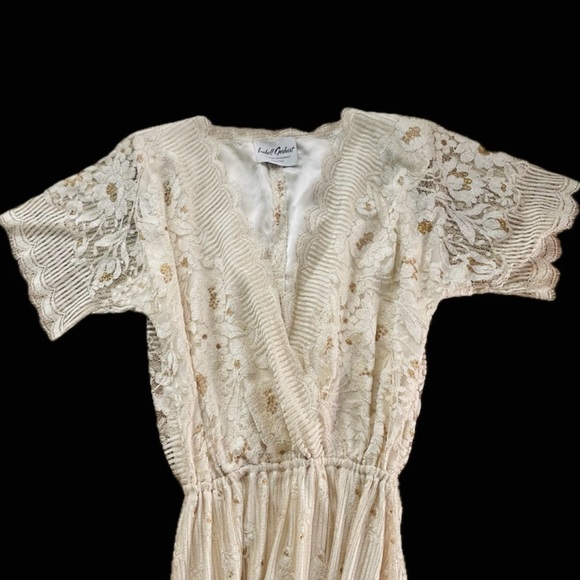 ISABELLE GERHART HOUSTON | 14 | BECKY BISOULIS Ivory Gold Lace Vtg Wedding Dress - Picture 16 of 16